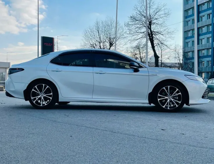 Toyota Camry 2020